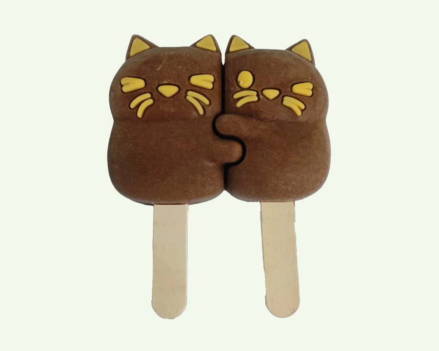 Knife-shaped Ice Cream
